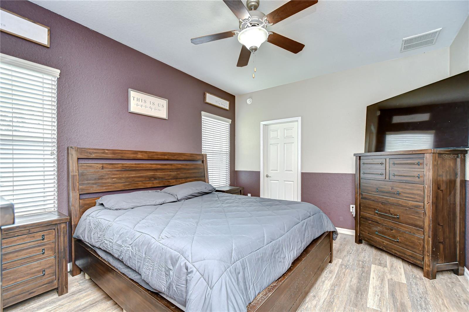 Image 21 of 44 For 6519 Twin Bridges Drive