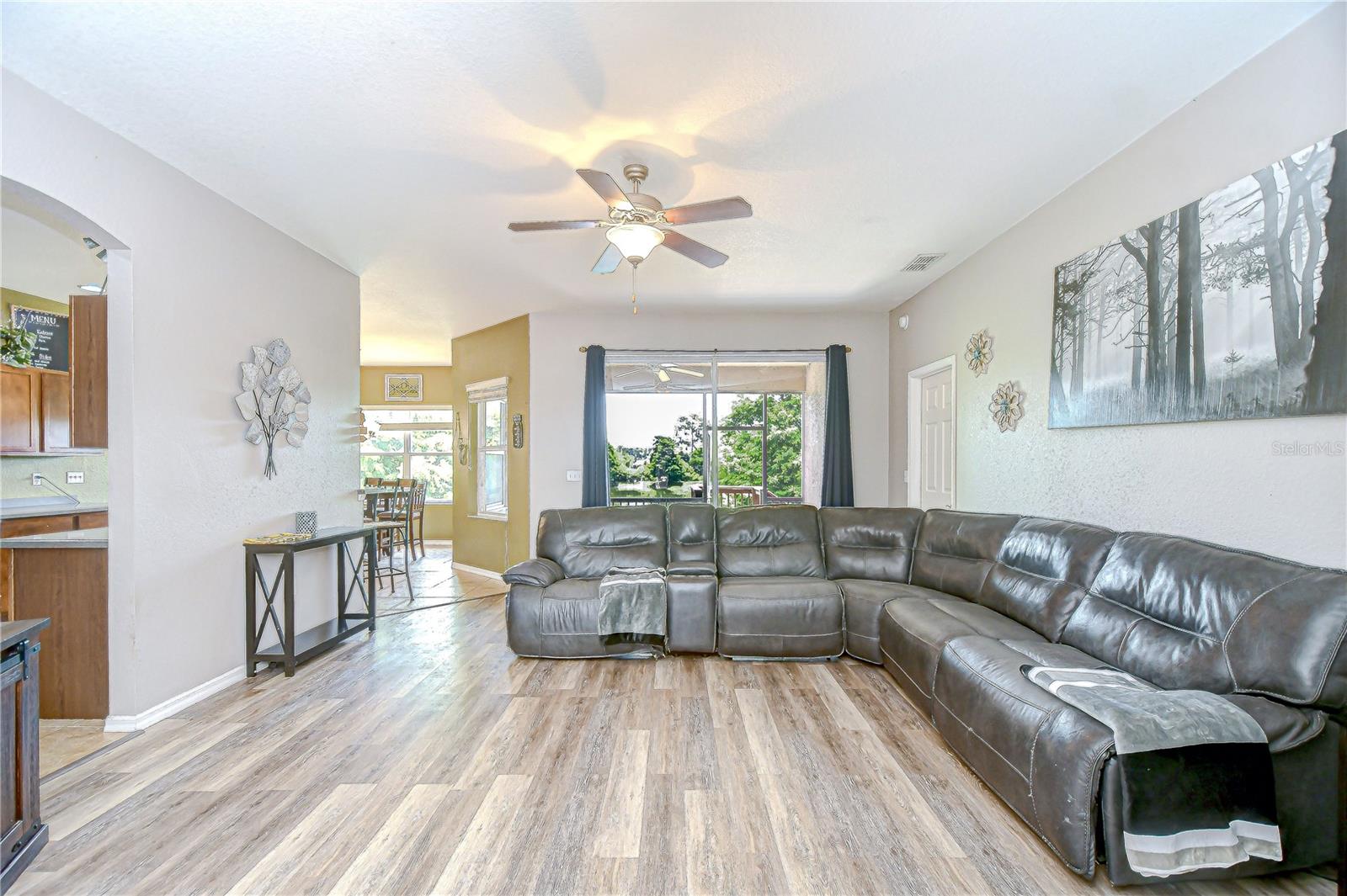 Image 9 of 44 For 6519 Twin Bridges Drive