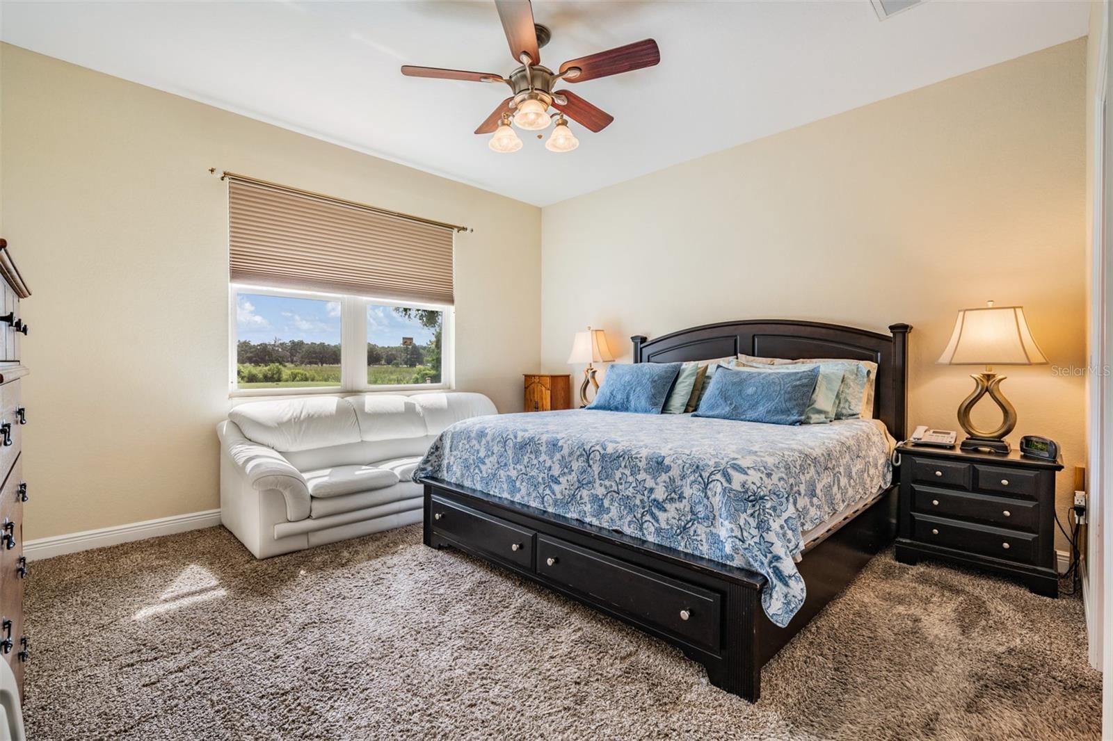 Listing photo id 14 for 13238 Chipout Lane