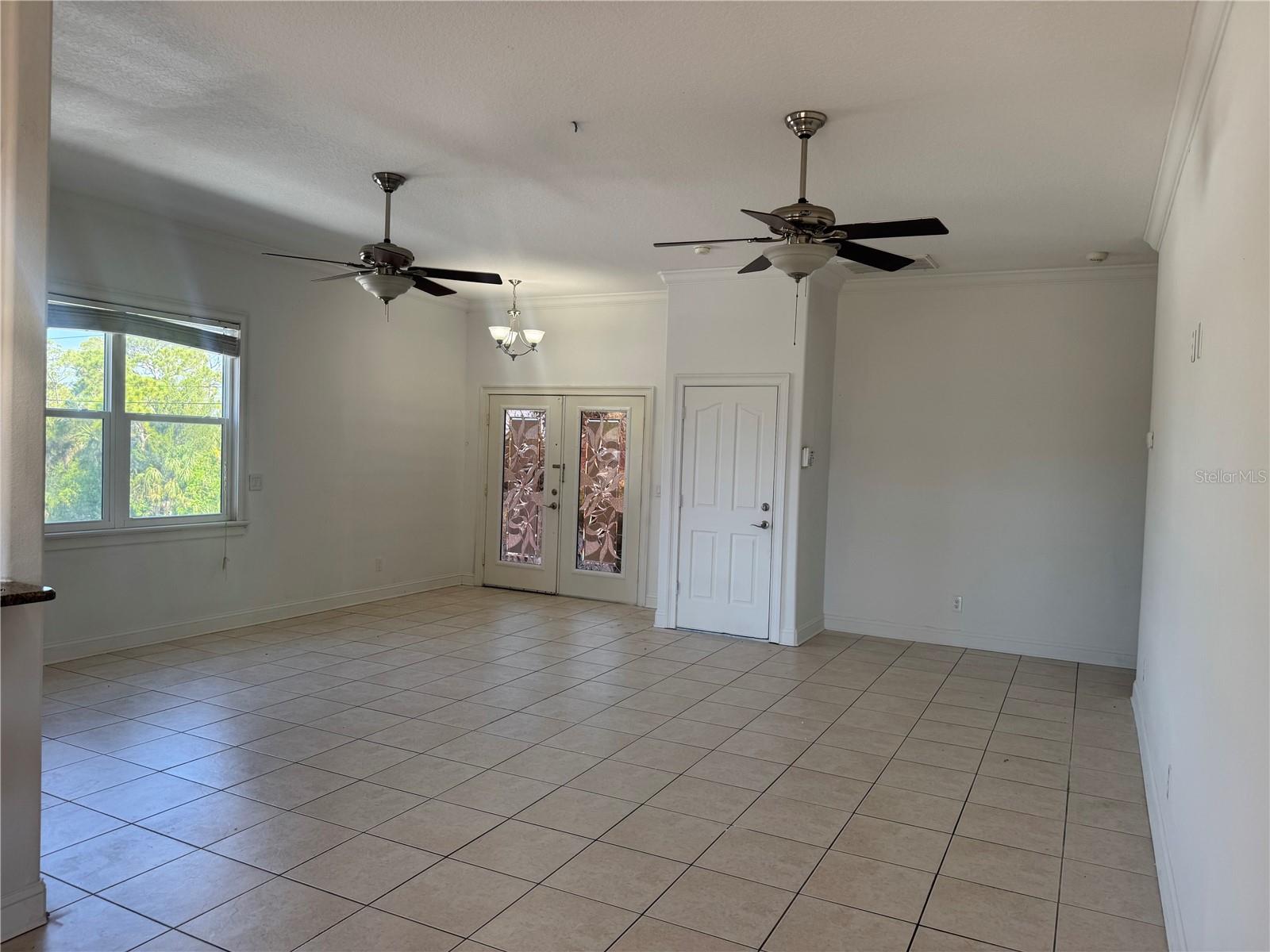 Listing photo id 10 for 7330 New York Avenue