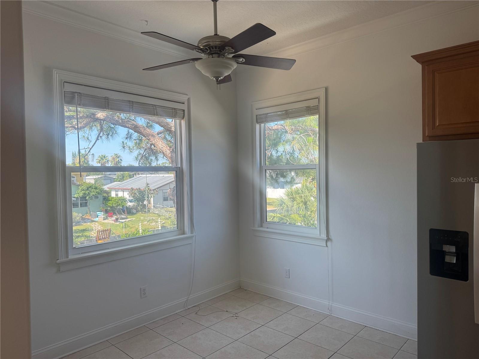 Listing photo id 5 for 7330 New York Avenue