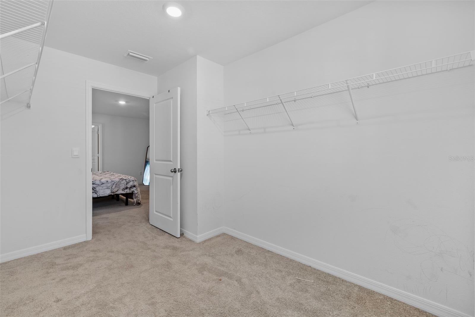 Listing photo id 27 for 13686 Whiskey Daisy Drive