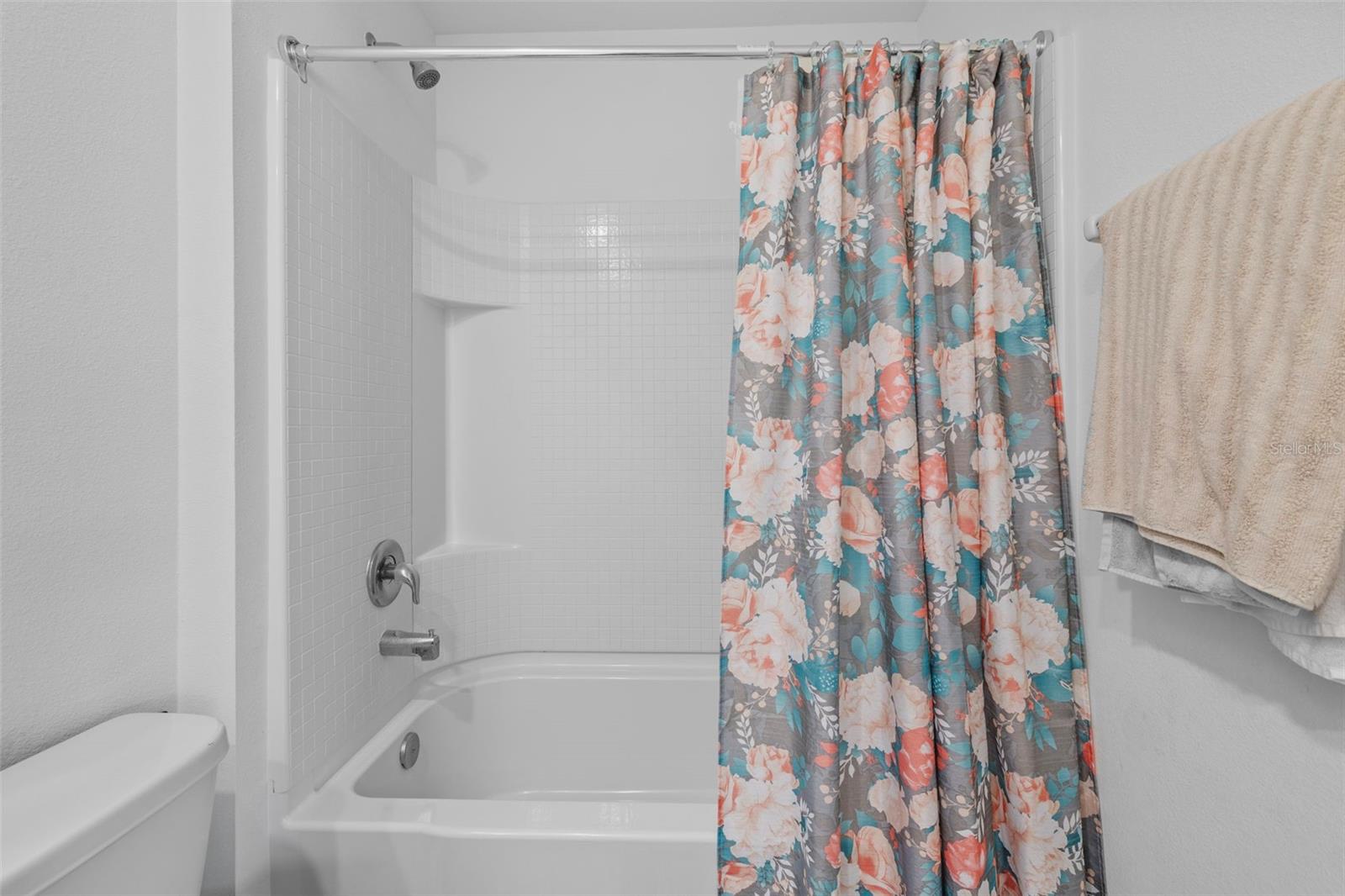 Listing photo id 30 for 13686 Whiskey Daisy Drive