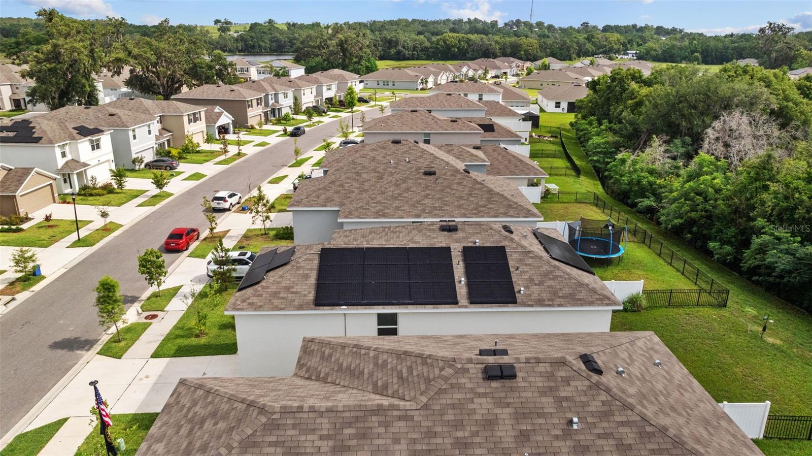 Listing photo id 39 for 13686 Whiskey Daisy Drive