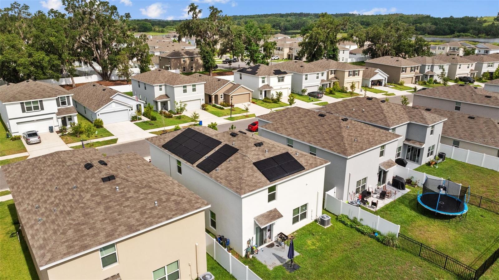 Listing photo id 40 for 13686 Whiskey Daisy Drive