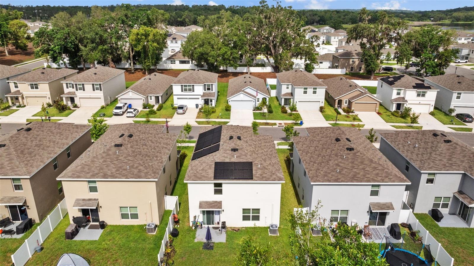 Listing photo id 41 for 13686 Whiskey Daisy Drive