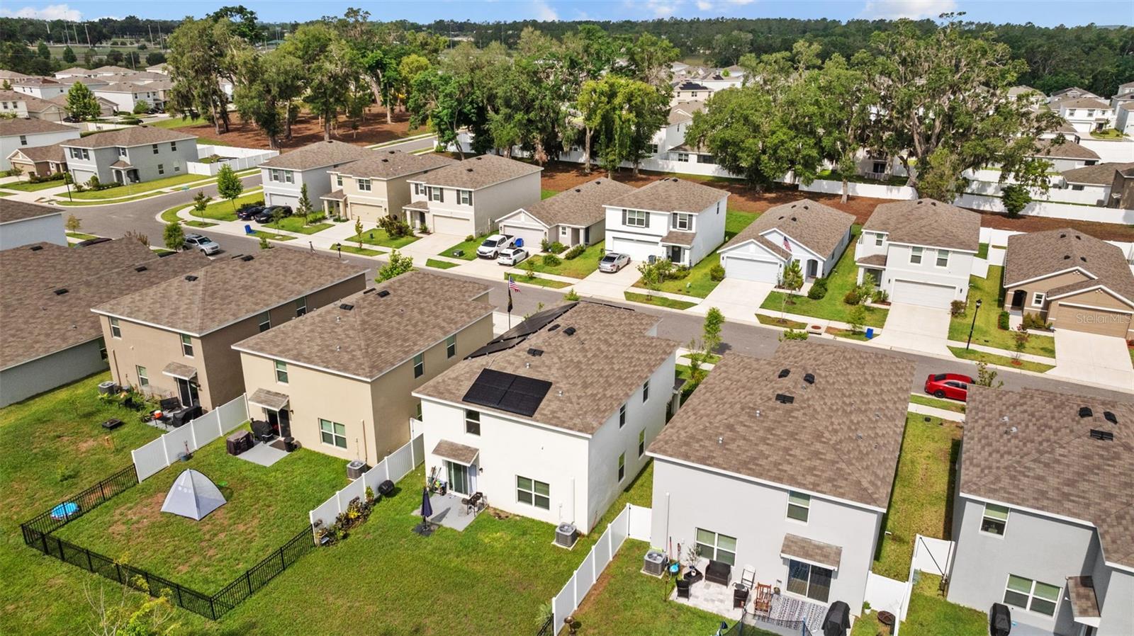 Listing photo id 42 for 13686 Whiskey Daisy Drive