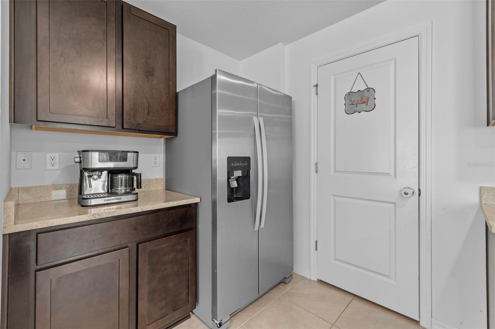 Listing photo id 7 for 13686 Whiskey Daisy Drive