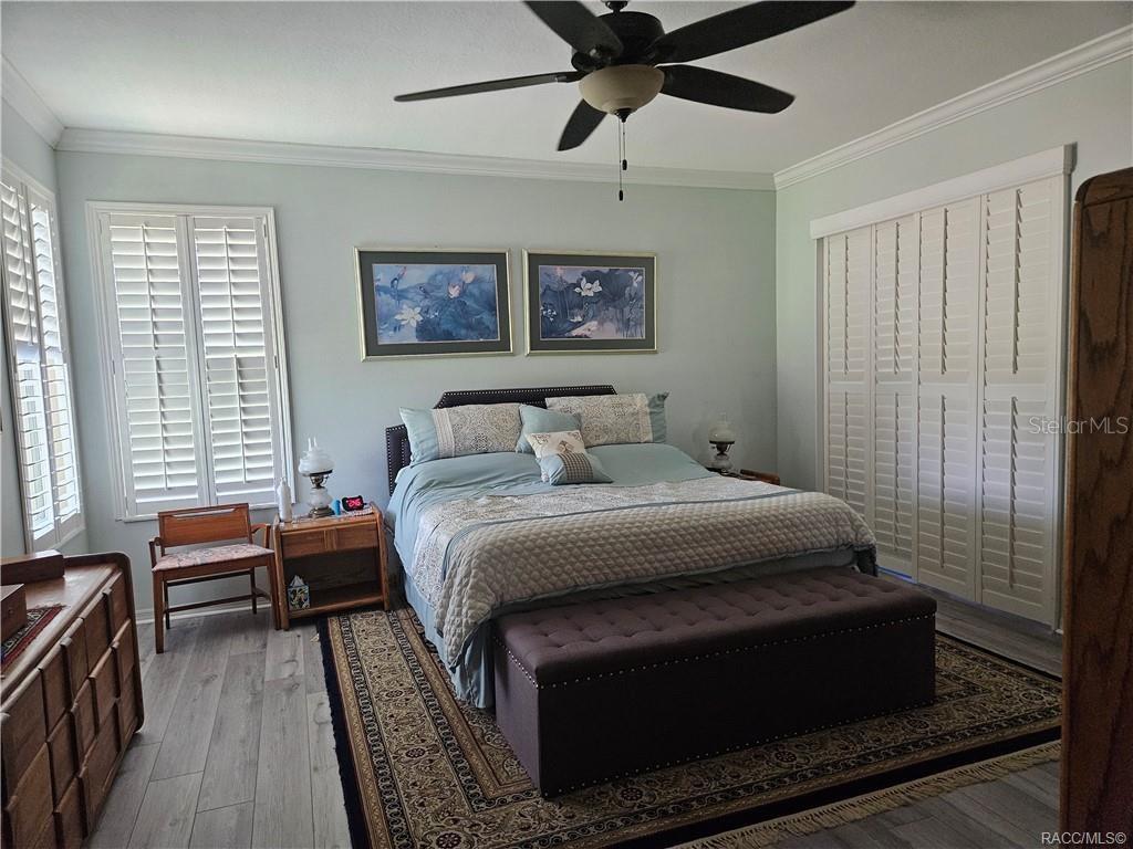 Listing photo id 21 for 4755 El Camino Drive