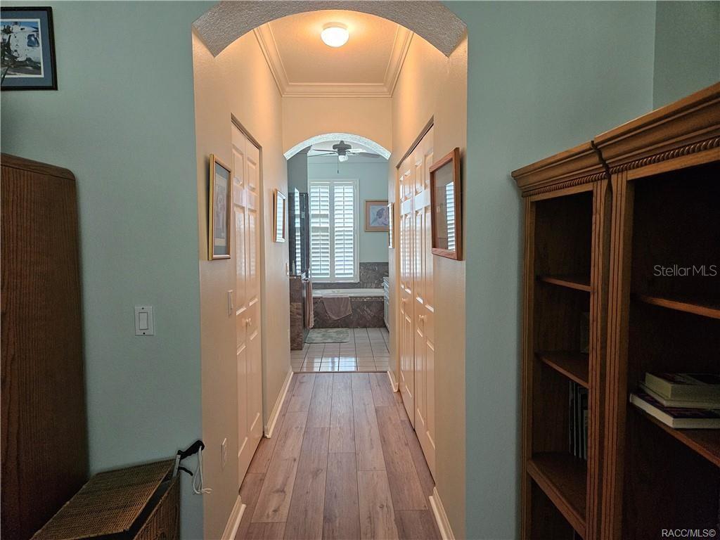 Listing photo id 24 for 4755 El Camino Drive