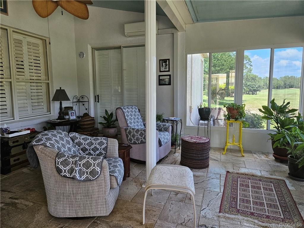 Listing photo id 34 for 4755 El Camino Drive