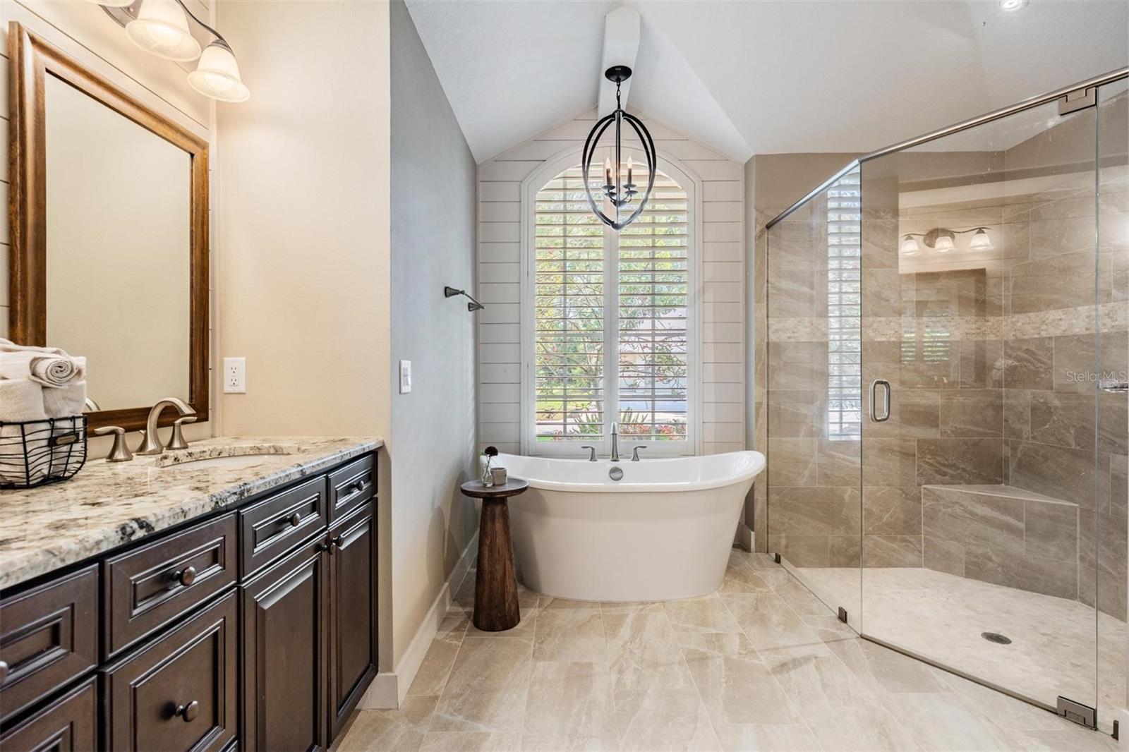Listing photo id 20 for 4320 Auston Way
