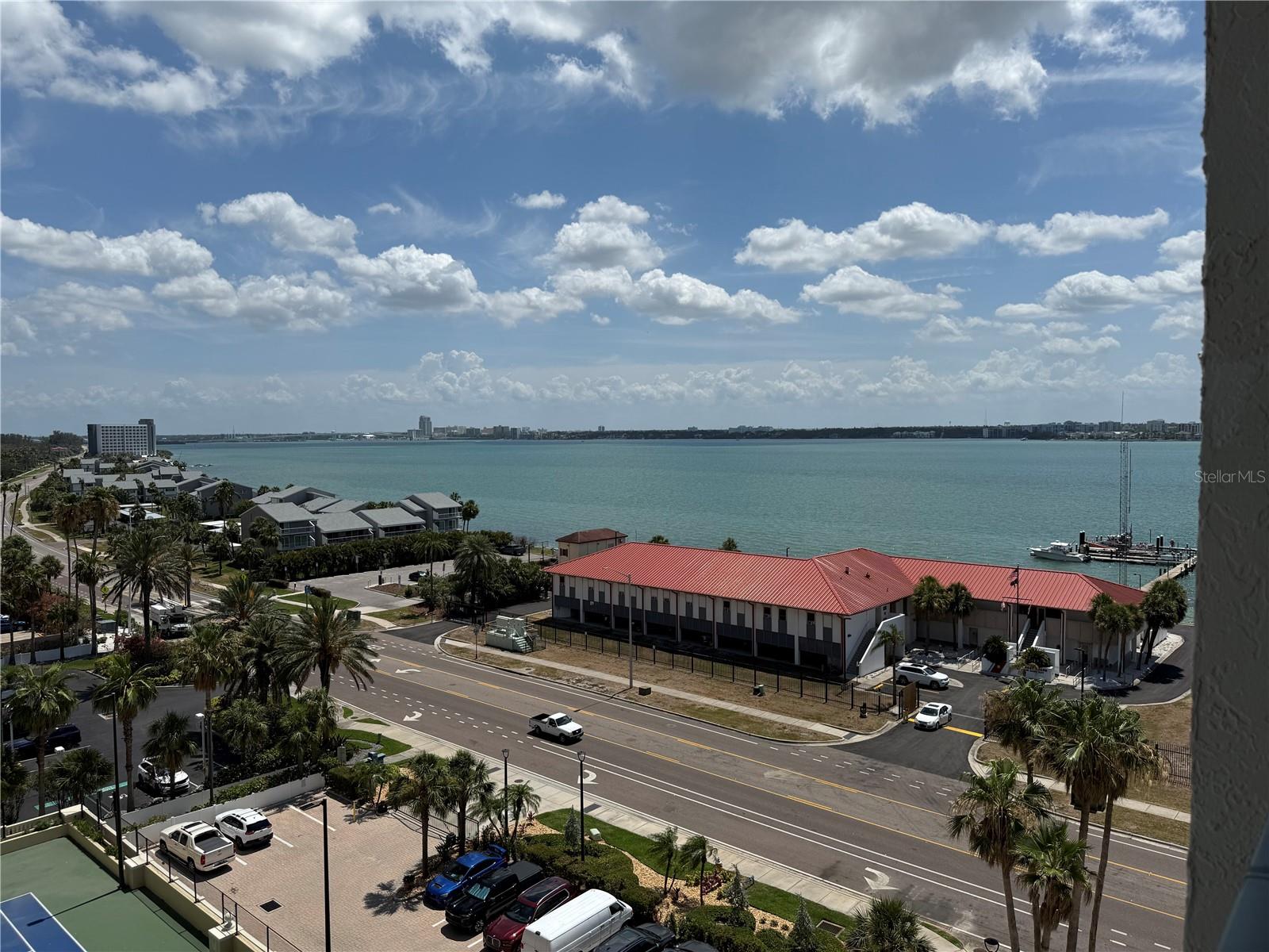 Image 30 of 41 For 1380 Gulf Boulevard 806