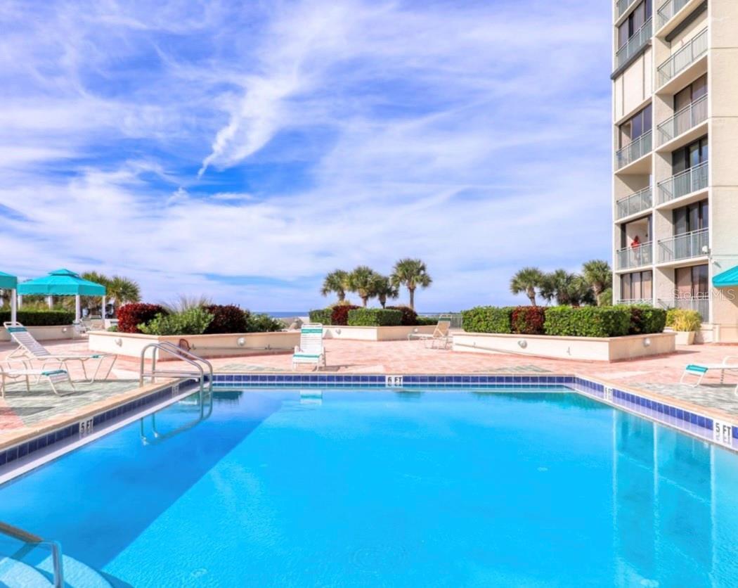 Image 38 of 41 For 1380 Gulf Boulevard 806