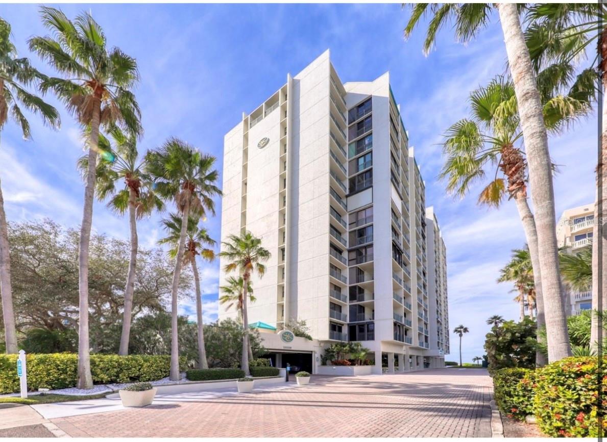 Image 4 of 41 For 1380 Gulf Boulevard 806
