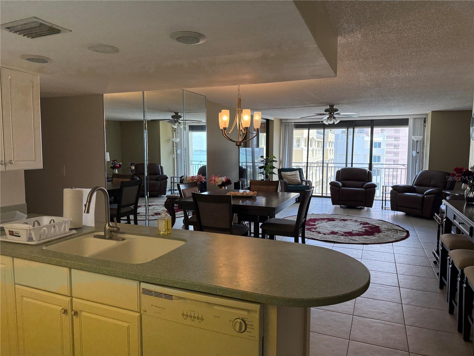 Image 7 of 41 For 1380 Gulf Boulevard 806