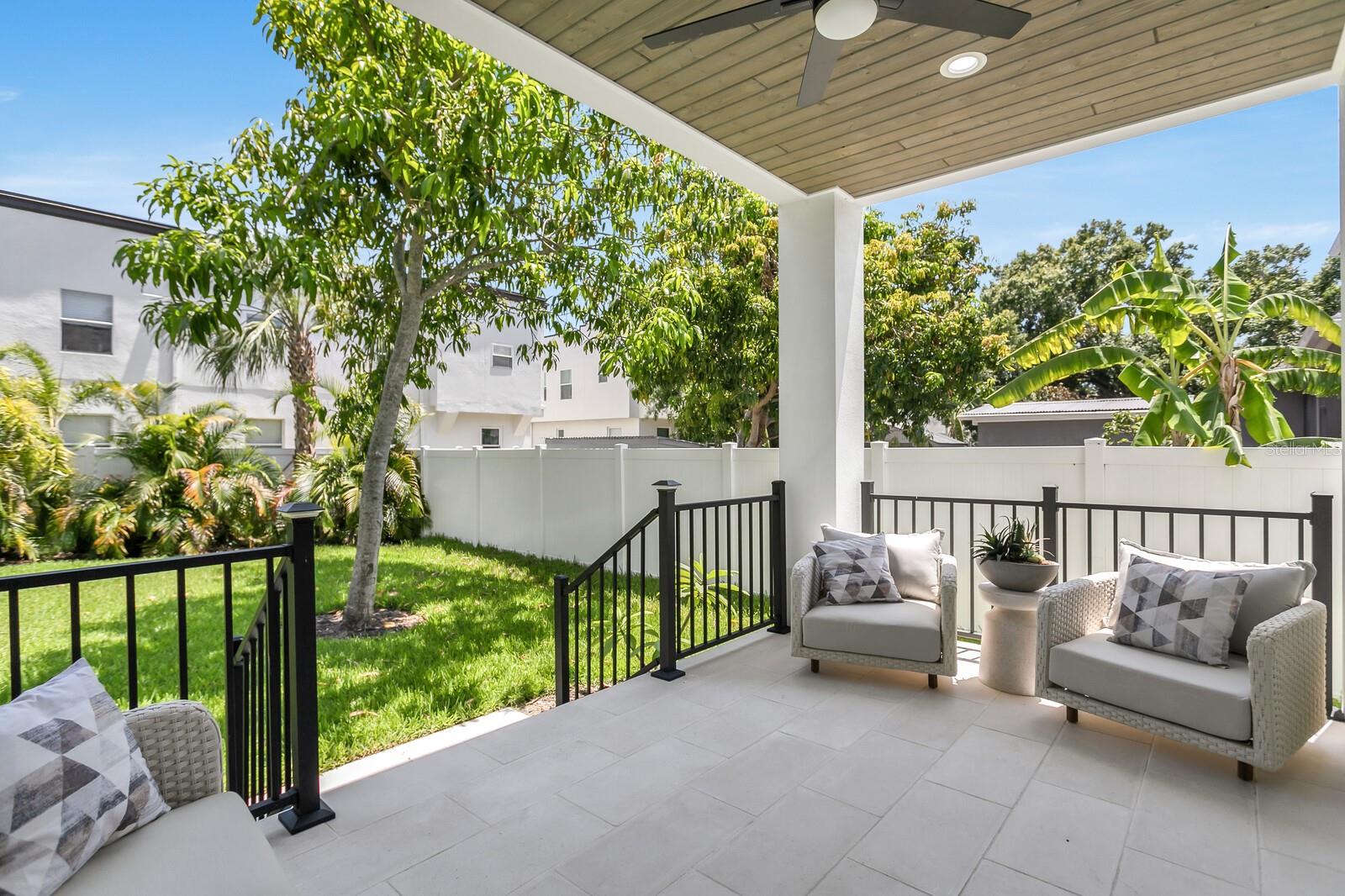 Listing photo id 46 for 3616 Anderson Avenue