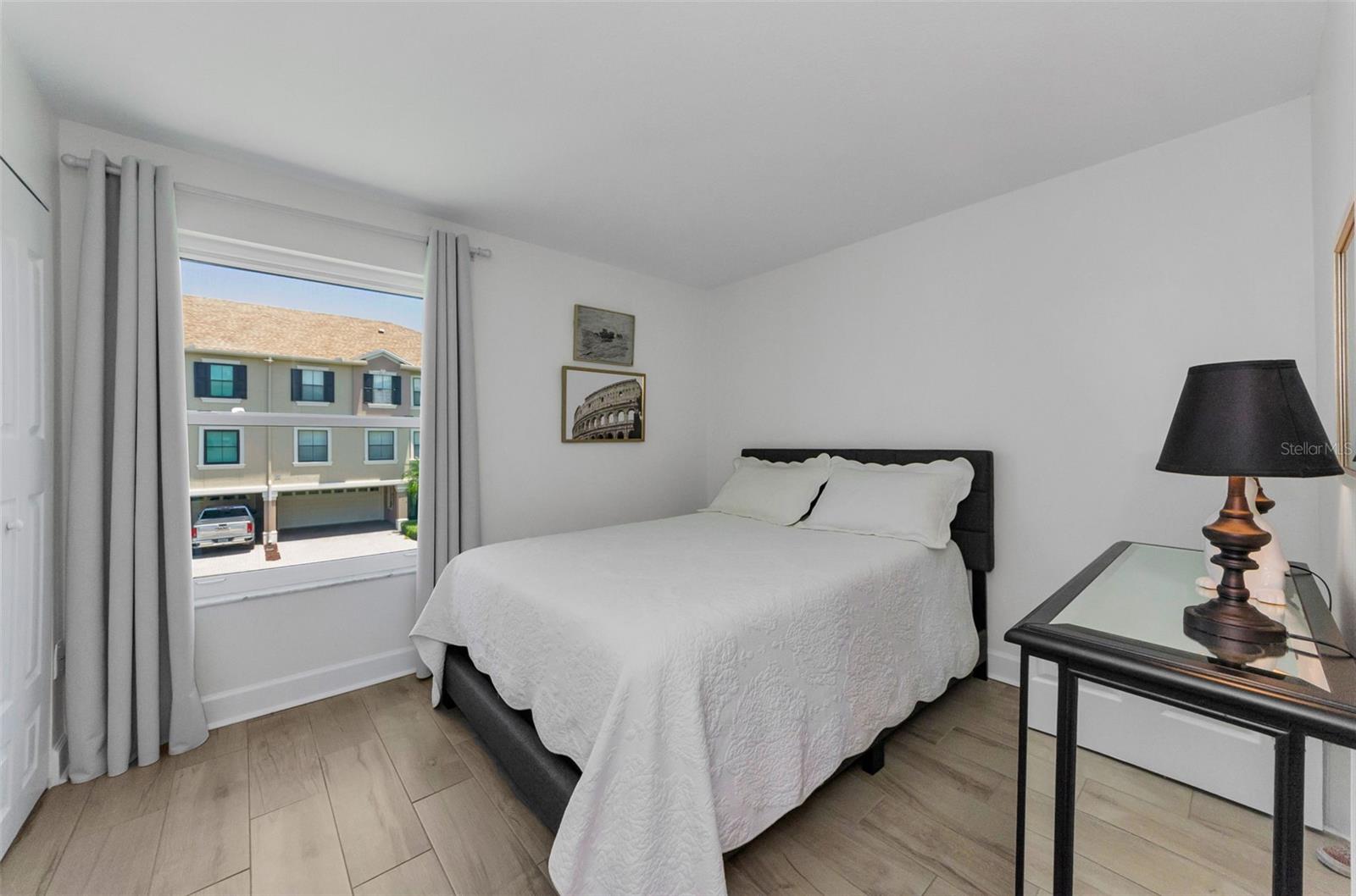Image 23 of 43 For 2700 Bayshore Boulevard 5210