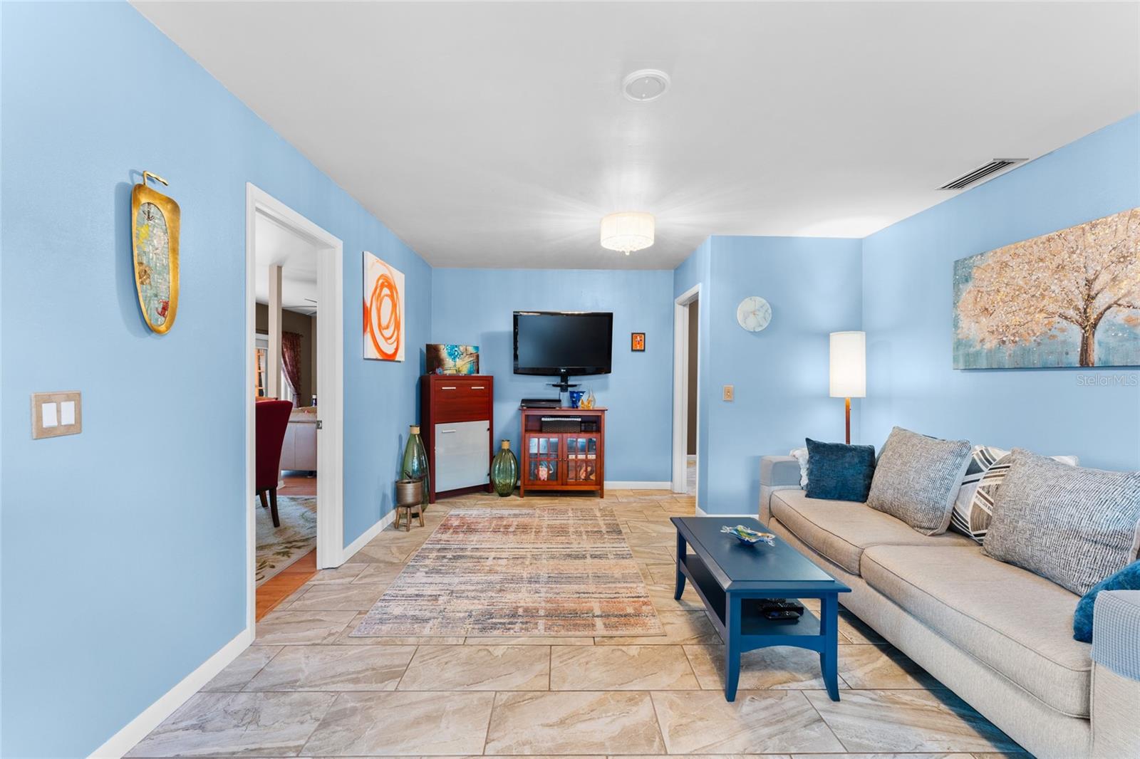 Image 12 of 85 For 8315 W Elm St