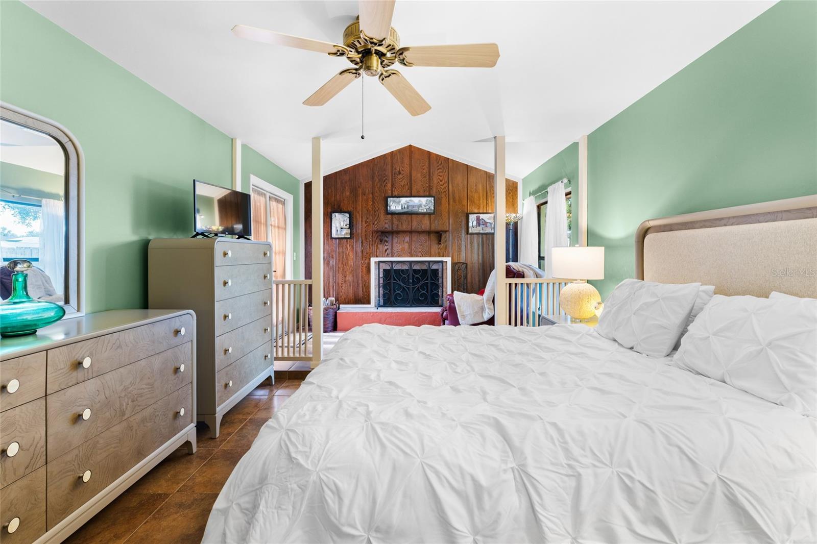 Image 49 of 85 For 8315 W Elm St