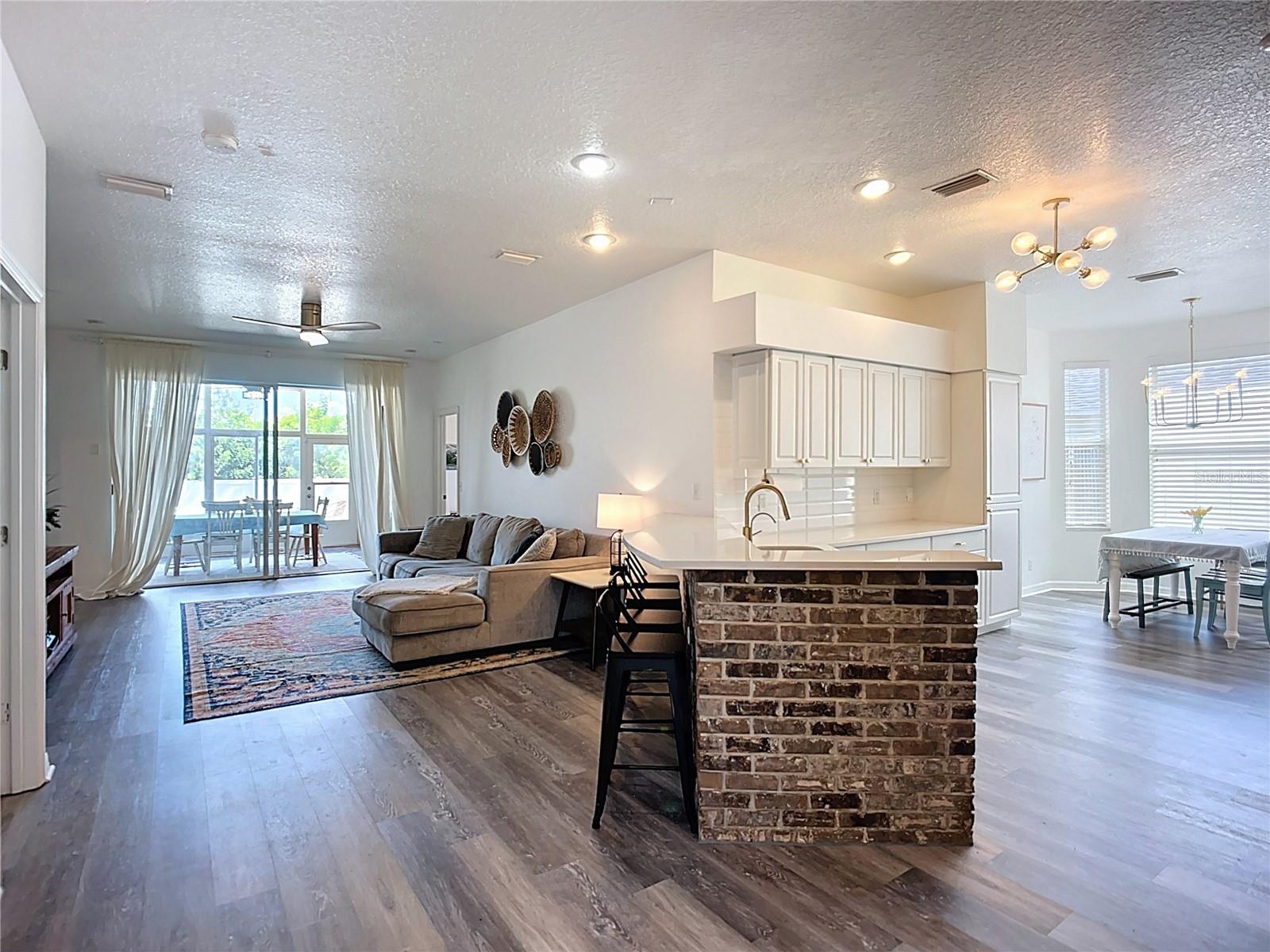 Image 6 of 52 For 6706 Thackston Drive