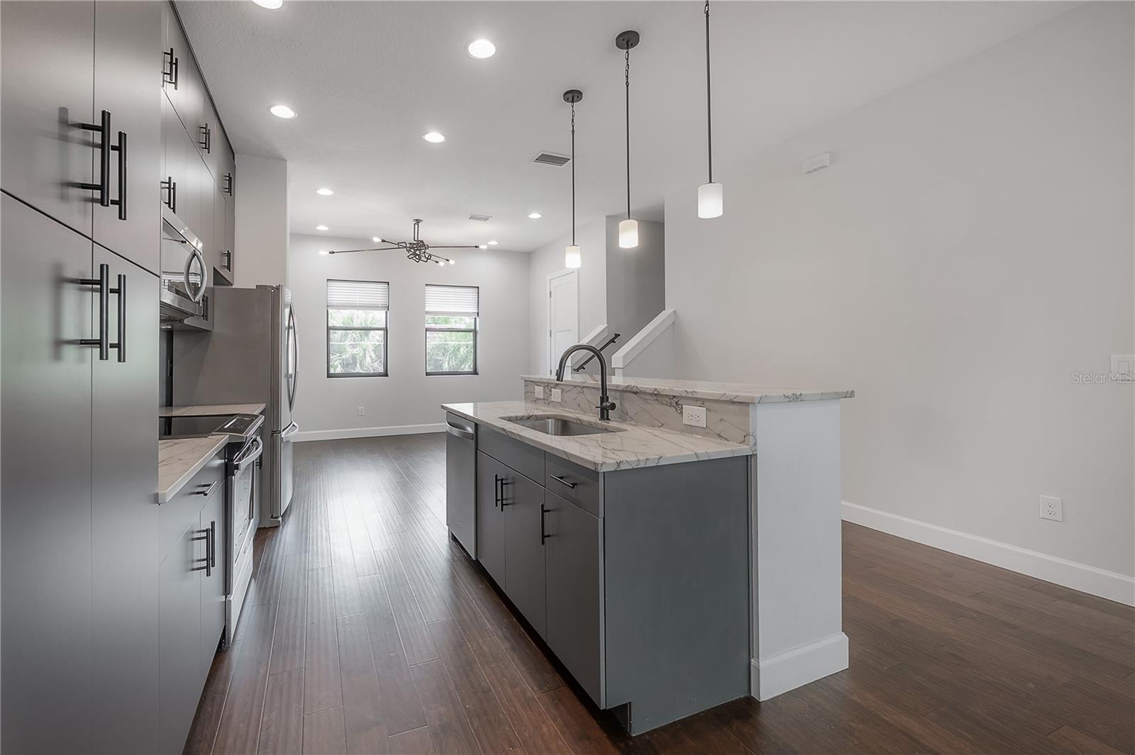 Image 17 of 61 For 1330 Gray Street 1