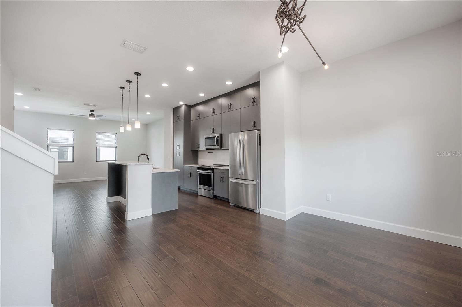 Image 20 of 61 For 1330 Gray Street 1
