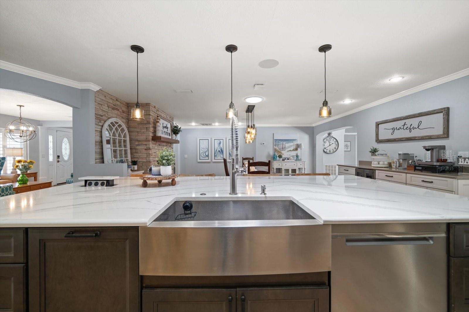 Listing photo id 11 for 10875 131st Street