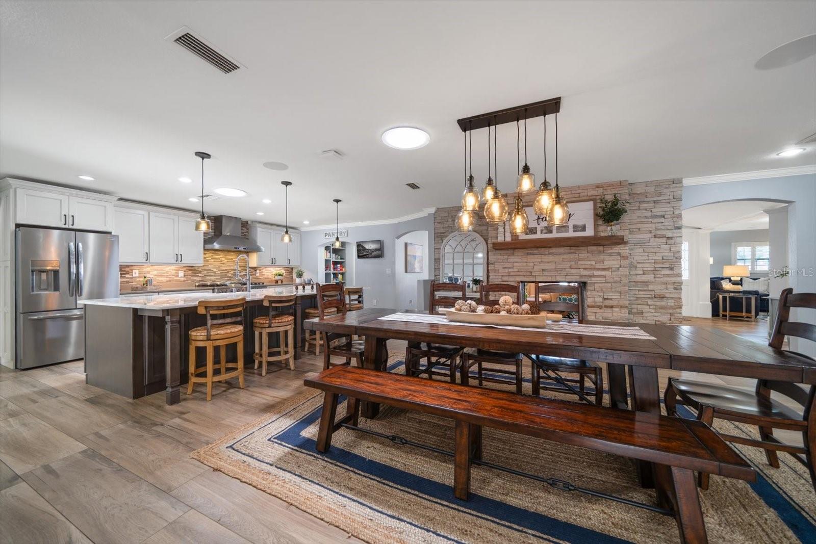 Listing photo id 17 for 10875 131st Street