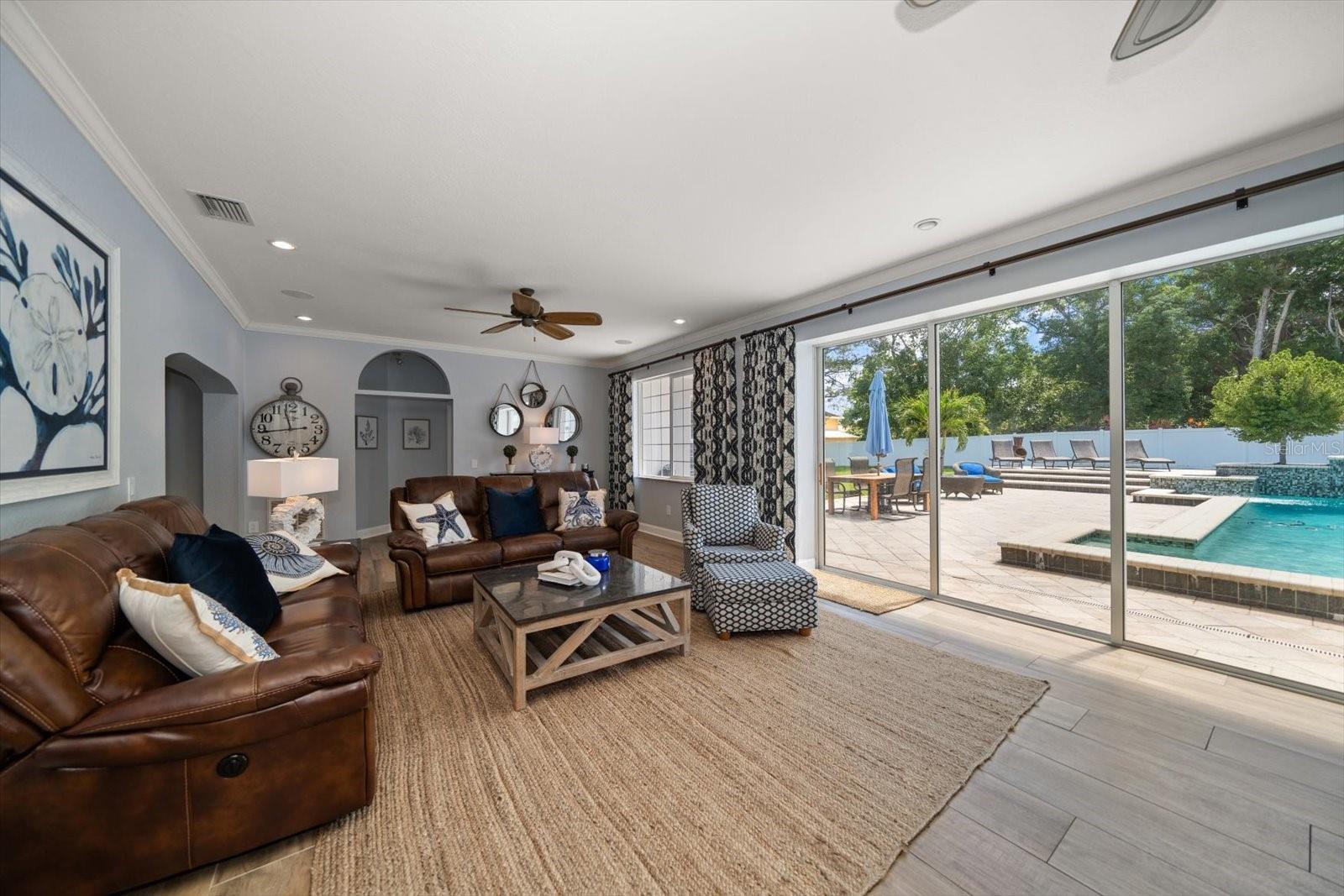 Listing photo id 23 for 10875 131st Street