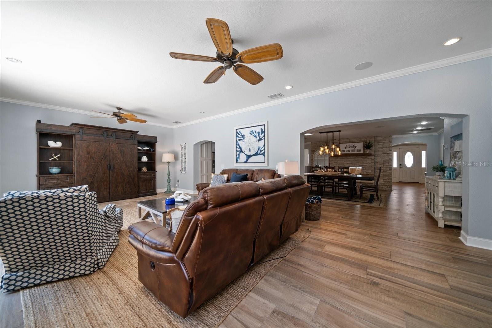 Listing photo id 24 for 10875 131st Street