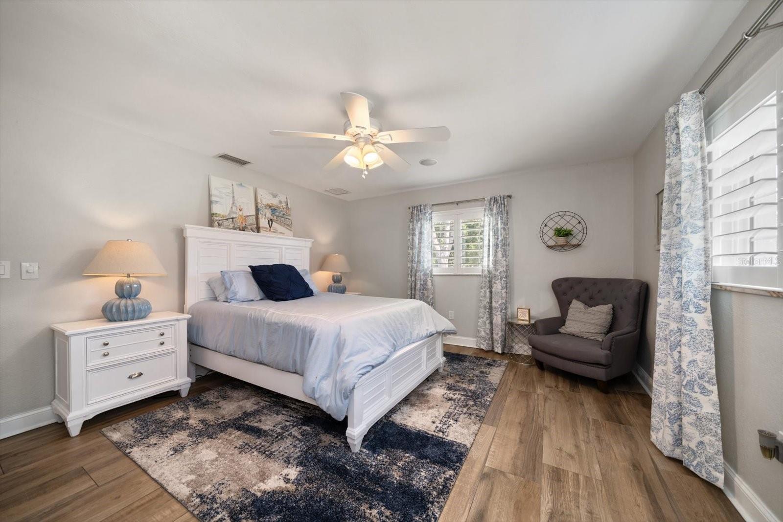 Listing photo id 33 for 10875 131st Street