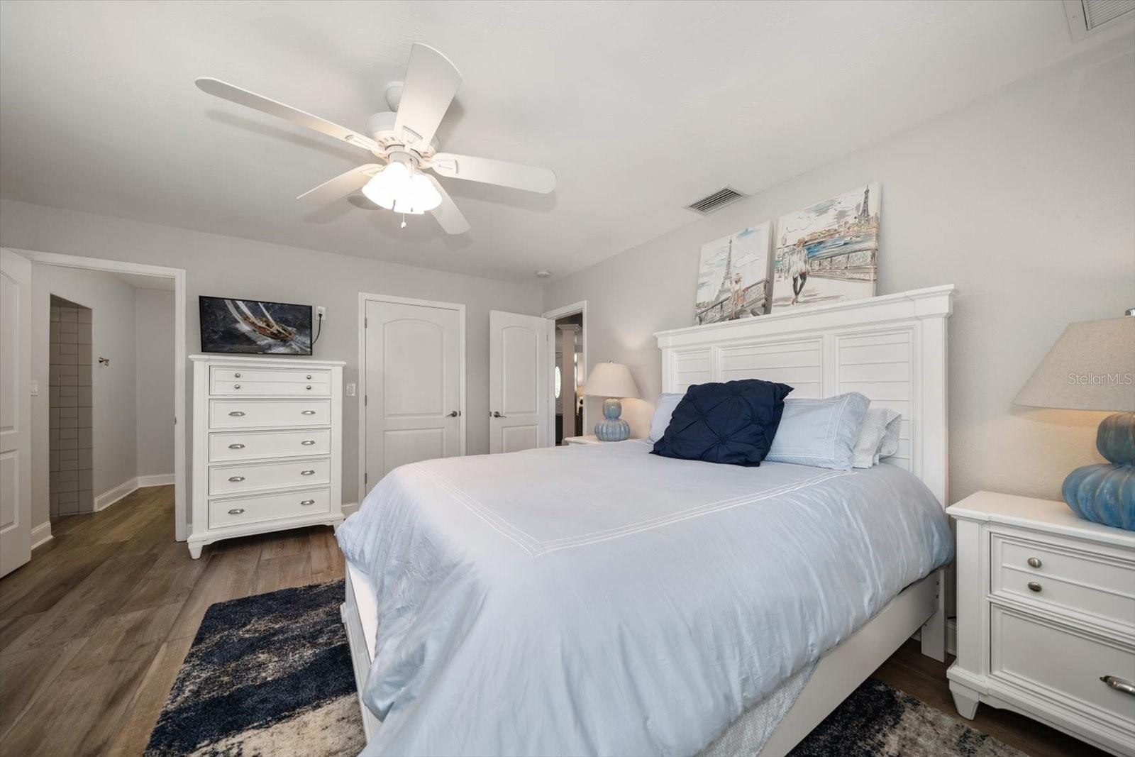 Listing photo id 34 for 10875 131st Street