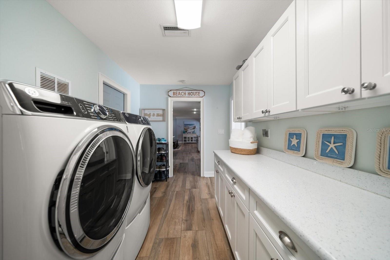 Listing photo id 44 for 10875 131st Street