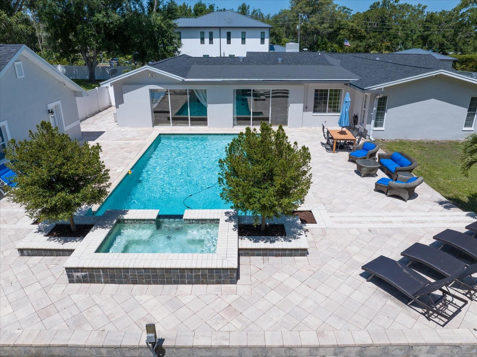 Listing photo id 55 for 10875 131st Street