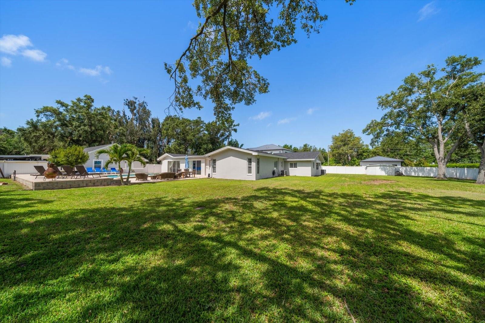 Listing photo id 58 for 10875 131st Street