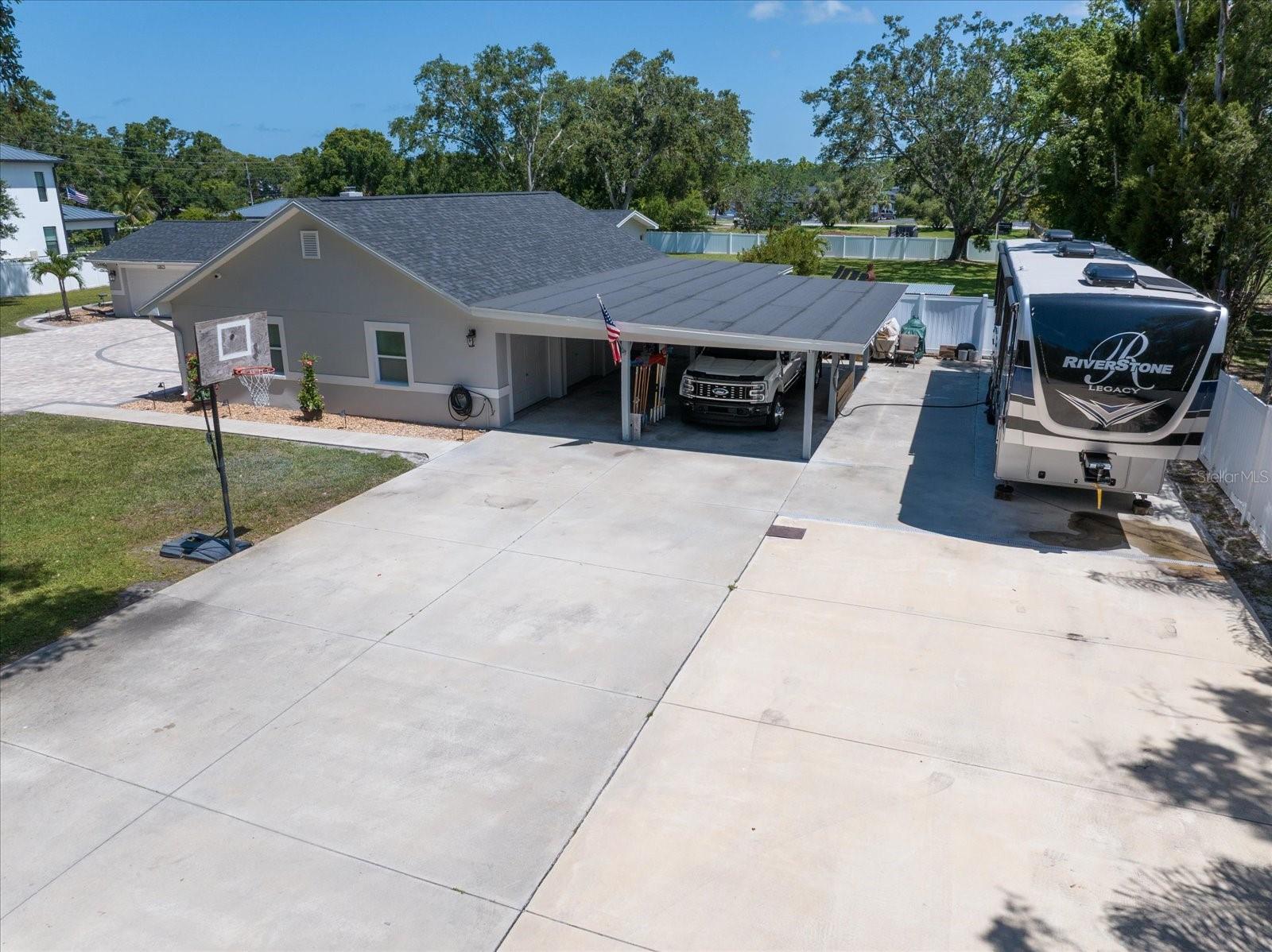 Listing photo id 62 for 10875 131st Street