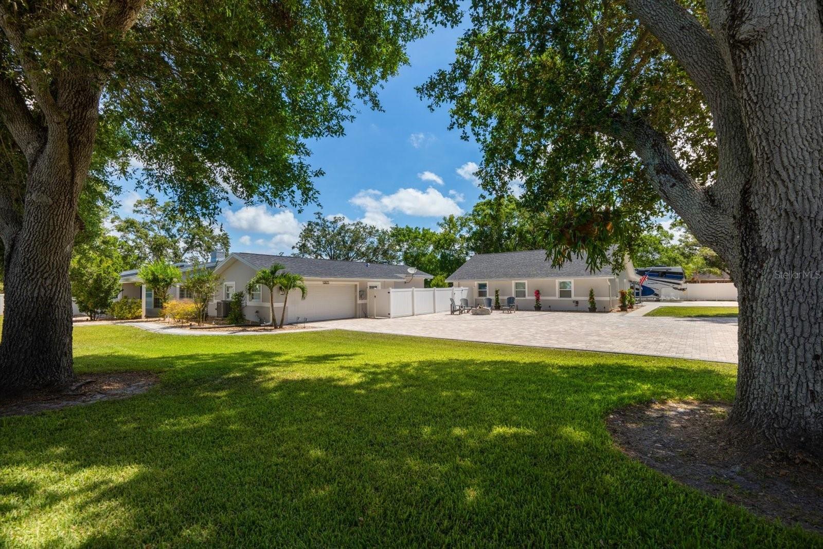 Listing photo id 64 for 10875 131st Street