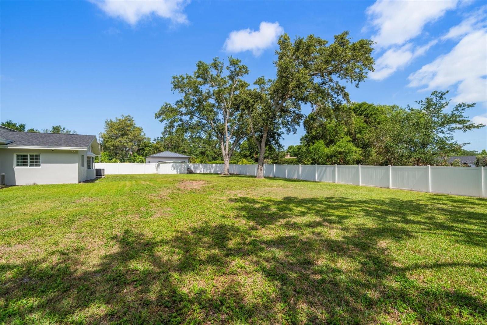 Listing photo id 68 for 10875 131st Street