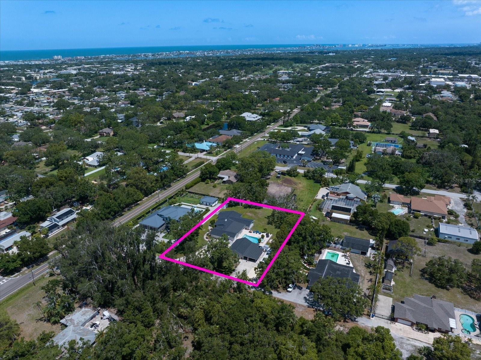 Listing photo id 73 for 10875 131st Street