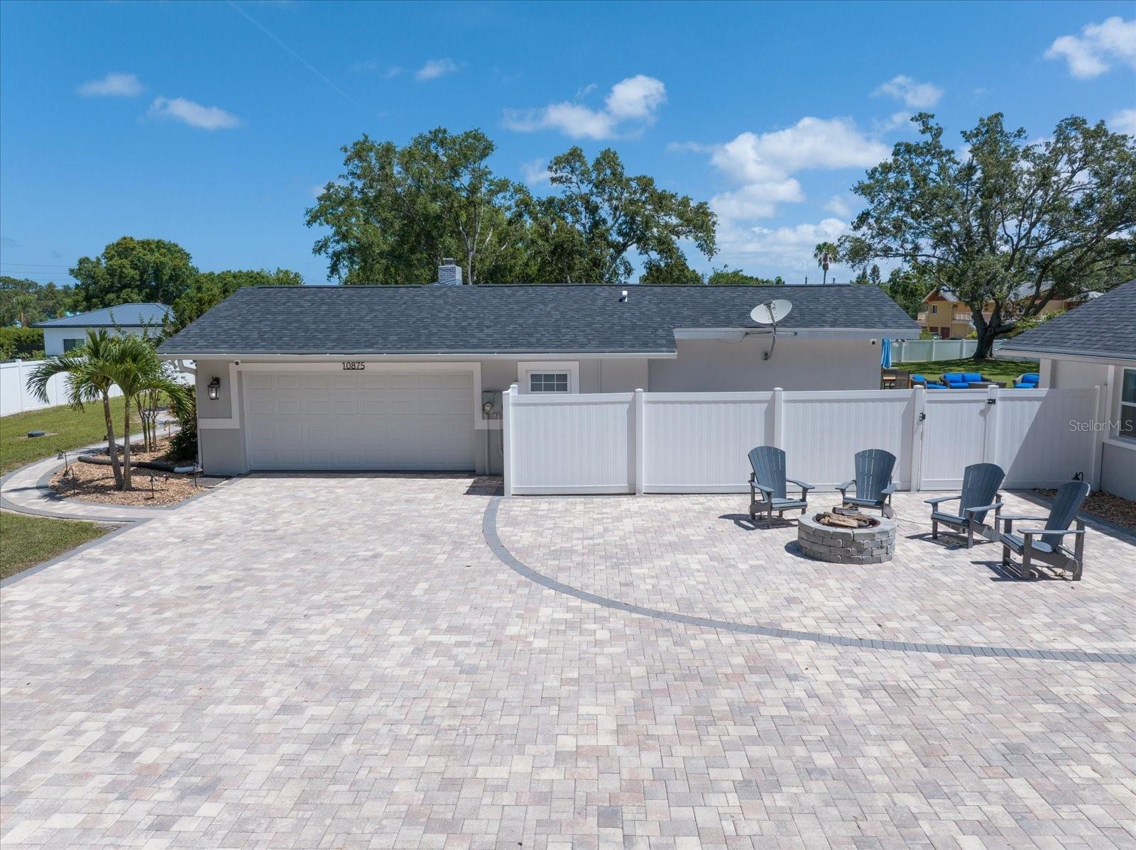 Listing photo id 76 for 10875 131st Street
