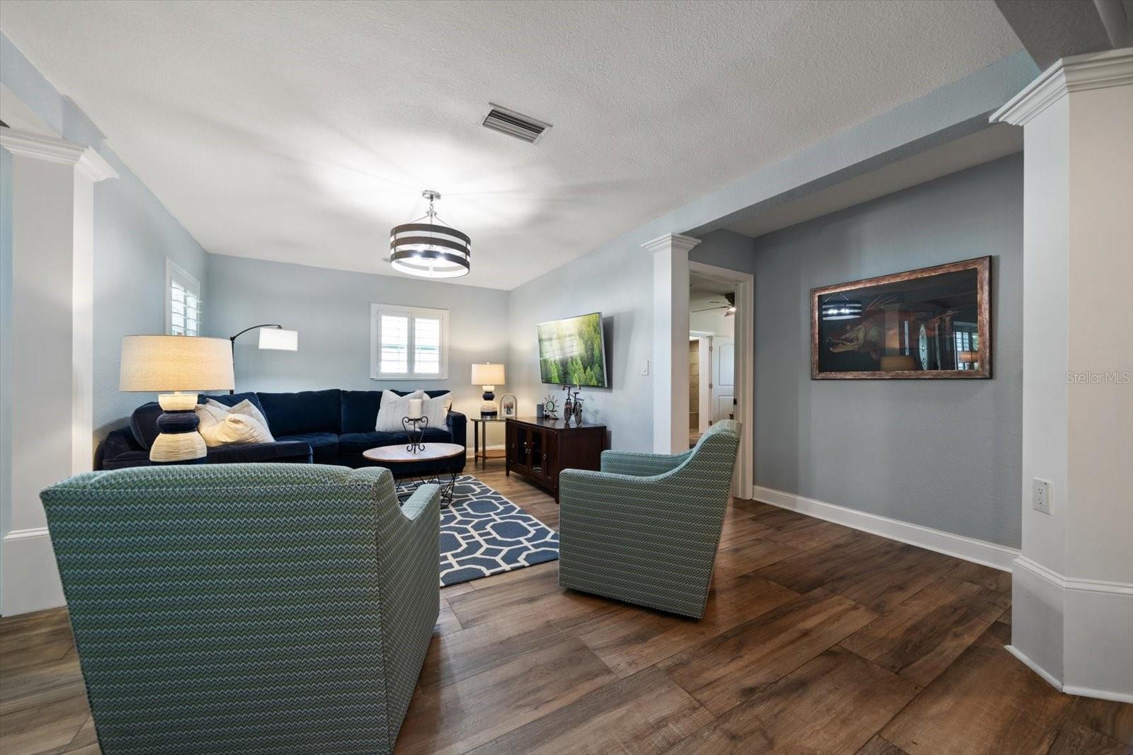 Listing photo id 7 for 10875 131st Street