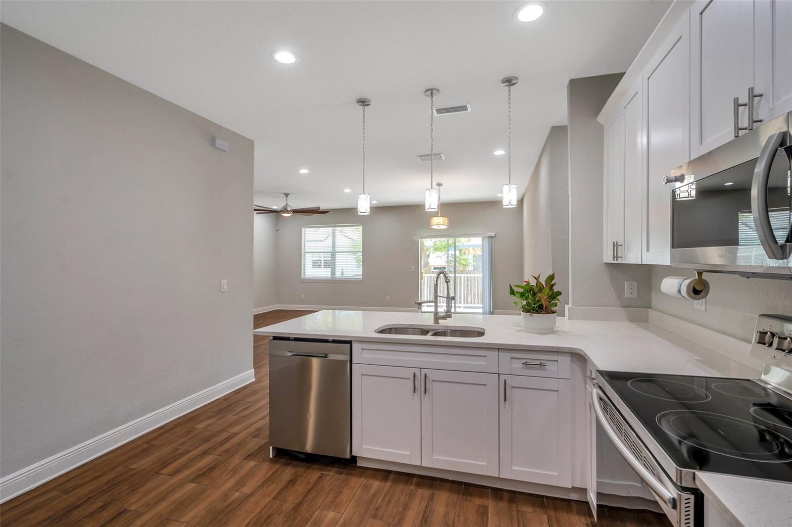 Image 13 of 40 For 8608 Arden Avenue