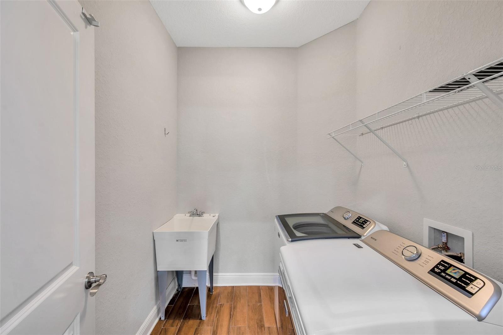 Image 17 of 40 For 8608 Arden Avenue