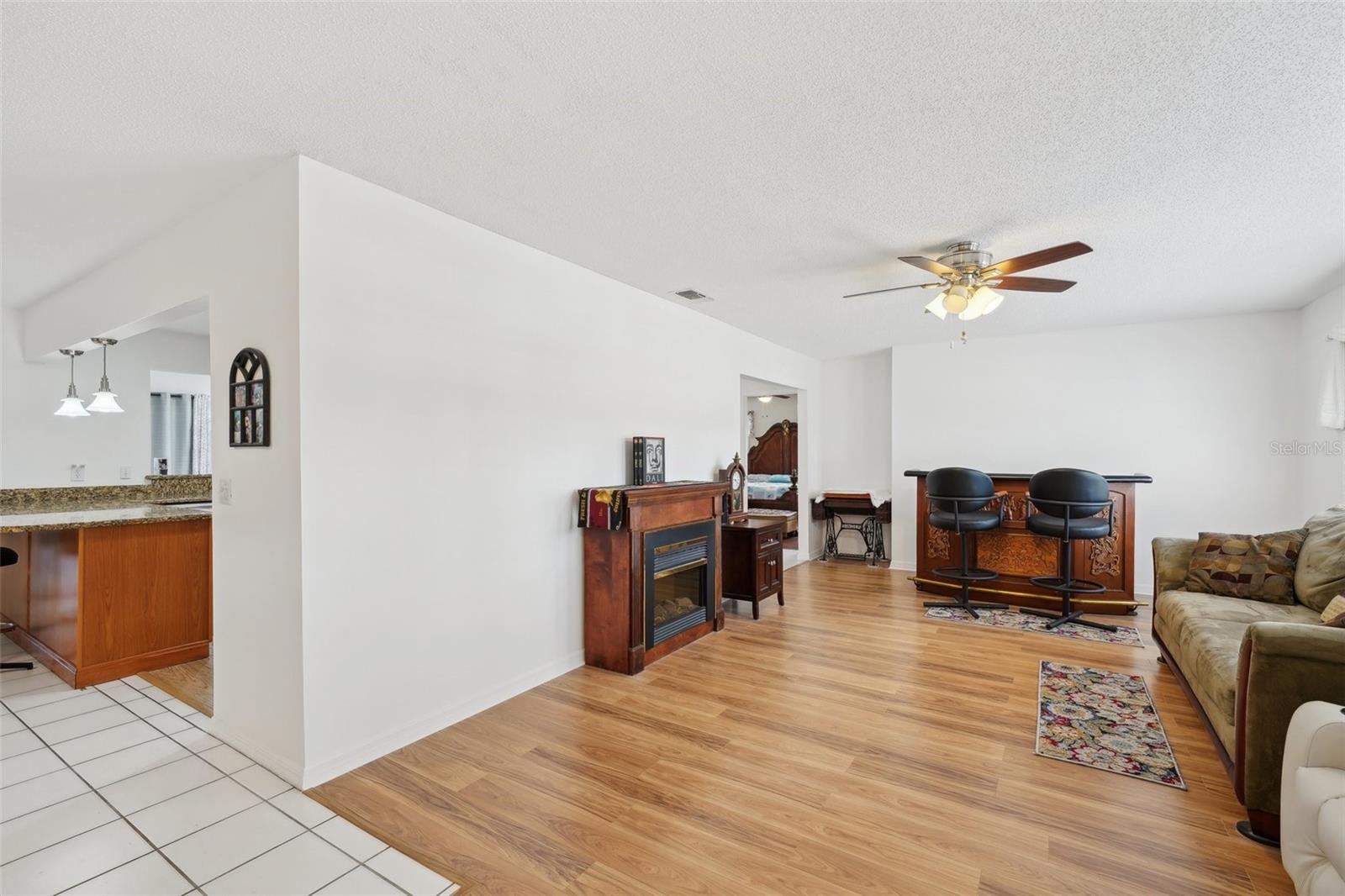Image 11 of 98 For 202 Grayson Court