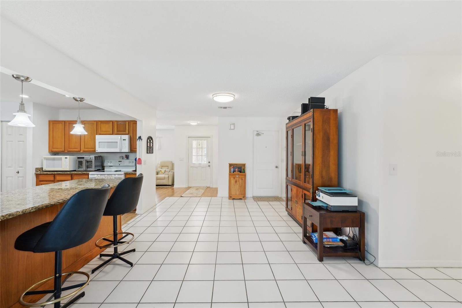 Image 30 of 98 For 202 Grayson Court