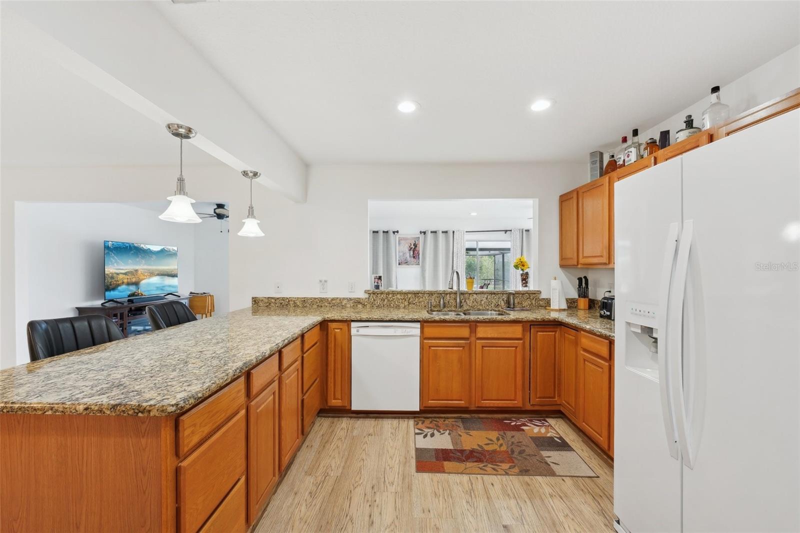 Image 35 of 98 For 202 Grayson Court