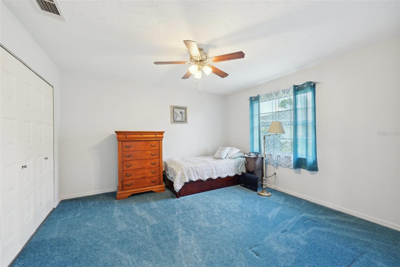 Image 43 of 98 For 202 Grayson Court