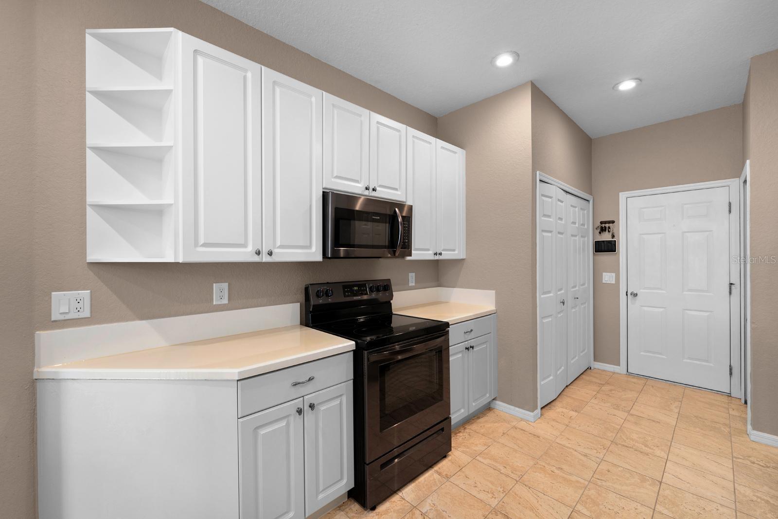Image 5 of 26 For 11559 Captiva Kay Drive