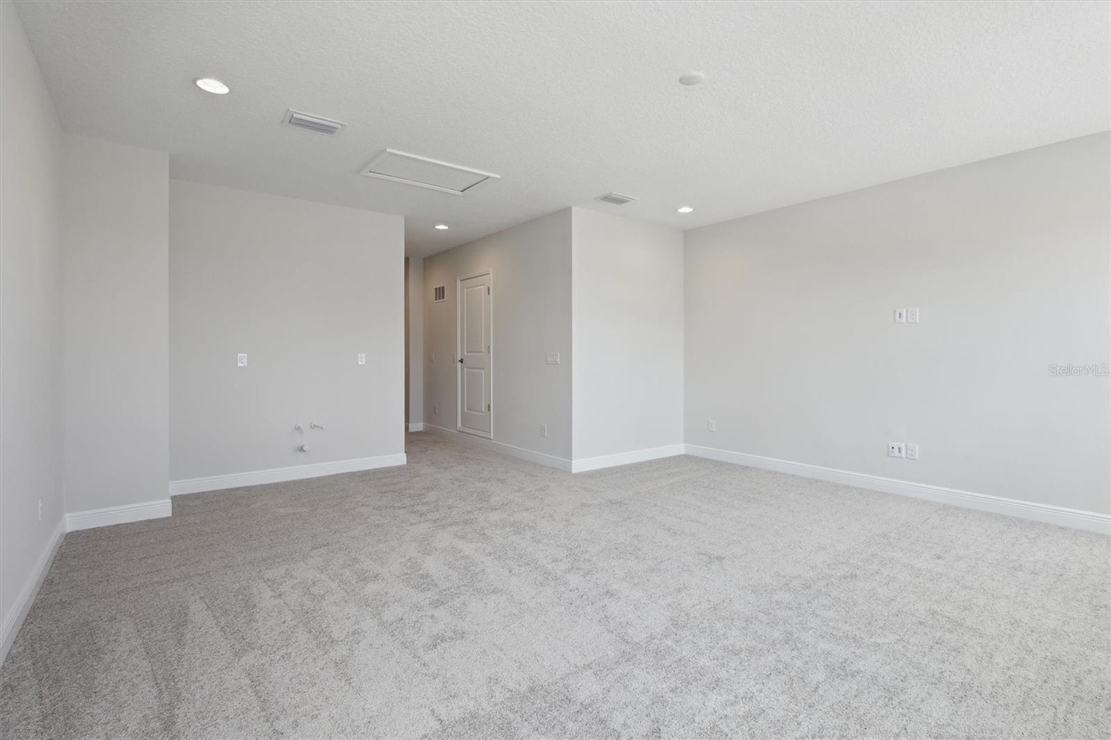 Image 32 of 46 For 5116 Wildwind Drive